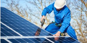 Installation Maintenance Panneaux Solaires Photovoltaïques à Le Gue-de-la-Chaine
